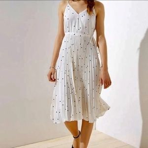 Loft Polka Dot Pleated Dress- perfect for engagement photos, wedding shower etc